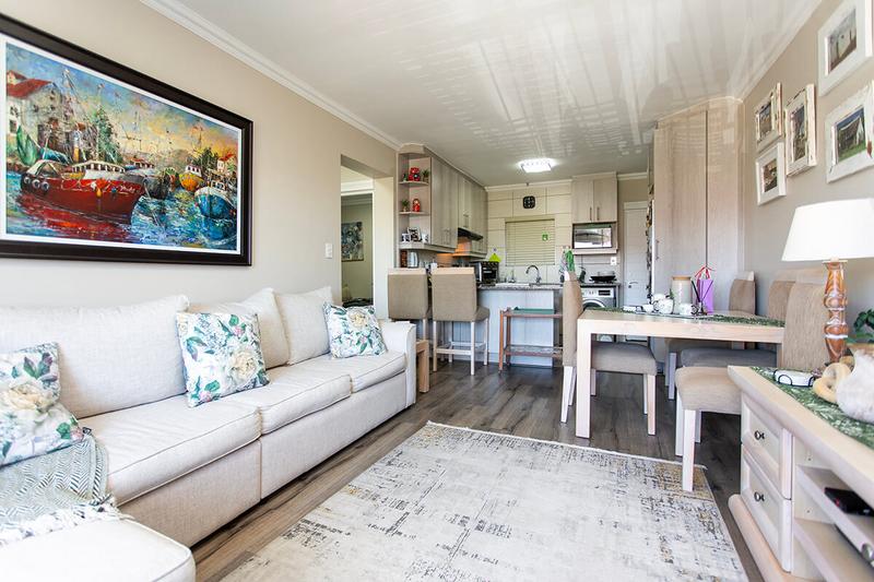 2 Bedroom Property for Sale in Sonkring Western Cape